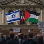 Drapeaux Étrangers en France : Polémique et Neutralité