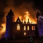 Incendie au Château des Réaux : Drame à Soisy-sur-École
