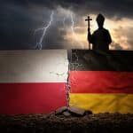 Polémique en Pologne : Évêques Nationalistes Critiqués