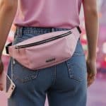 Pourquoi le Sac Banane Revient en Force dans la Mode