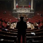 Dissolution ou Démission : La Crise Politique Française s’Intensifie