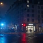 Drame à Nantes : Chute Mortelle et Enquête en Cours