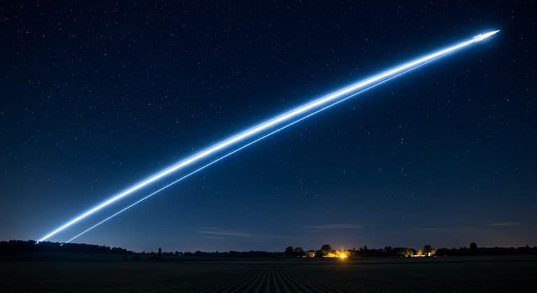 Traînée Lumineuse Étrange : Le Ciel Français S’Illumine