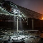 Voiture Vol Plané dans Bureau RATP à Bagneux