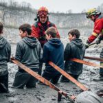 Ados Engloutis dans Boue de Ciment en Belgique