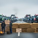 Agriculteurs Bloquent A64 : Pas de Trêve pour Noël