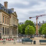 Bâtiments en Péril : Un Maire Lance l&rsquo;Alerte sur les Coûts