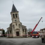 Clocher en Péril à Saint-Hilaire-de-Chaléons : 50 Maisons Évacuées