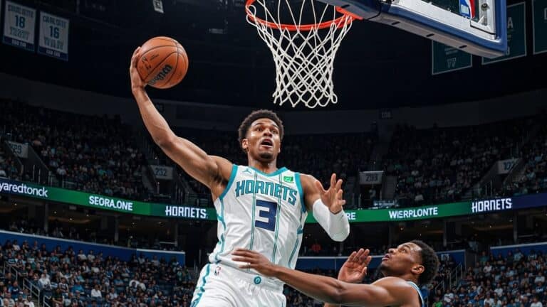 Moussa Diabaté : Maître de l&rsquo;Alley-Oop en NBA