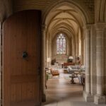 Église du XVe Siècle à Vendre : Une Maire Normande Quitte Son Insolite Maison