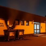 Incendie Criminel à La Verrière : Le Centre Socioculturel Touché dans un Quartier Fragile