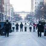 Minneapolis : Retrait des Agents Fédéraux Après les Violences