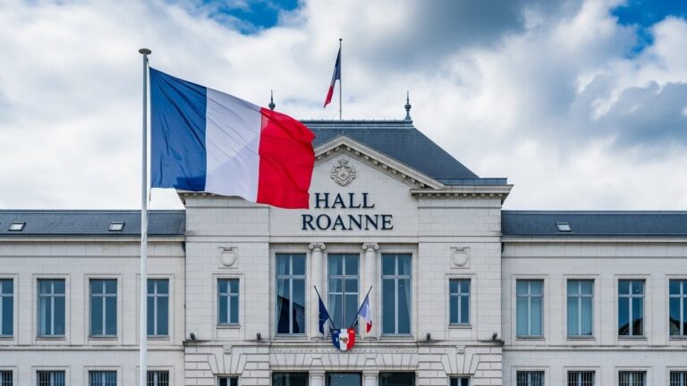 Municipales 2026 à Roanne : Qui Est Wladimir Wauquiez ?