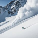 Tragédie Avalanche : Pisteur-Secouriste Meurt dans les Alpes