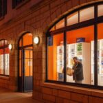 Casiers 24/24 à la Gare de Bernay : Le Commerce Local Réinventé