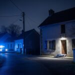 Drame en Moselle : Une Mère Tuée par Son Fils Suspecté