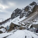 Éboulements dans les Pyrénées : Routes Coupées, Saison Ski Menacée