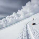 Hautes-Alpes : Randonneur Tué par Avalanche en Raquettes