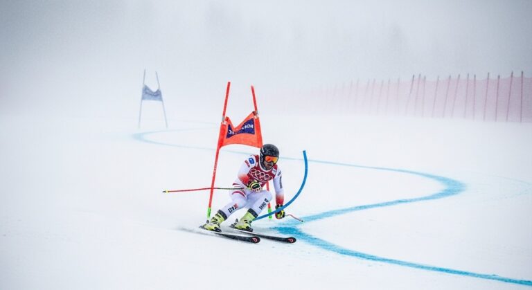 JO 2026 : Hécatombe au Slalom Hommes, Plus d’Abandons que d’Arrivées
