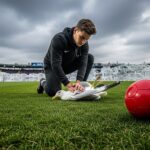 Mouette Réanimée par un Joueur : Une Fin Tragique en Match de Foot