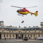 Paris : Hélicoptère et Place de l&rsquo;Étoile Bouclée, l&rsquo;Urgence Extrême