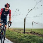 Kévin Vauquelin Piégé par une Bordure à Paris-Nice 2026