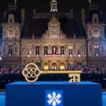 Municipales 2026 à Paris : Emmanuel Grégoire Reçoit la Clé Symbolique