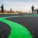 Paris : La Mystérieuse Ligne Verte Sur Les Routes Expliquée