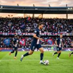 Angers PSG : Composition Officielle avec Ruiz et Barcola Titulaires