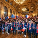 Bayern PSG : 400 Jeunes Parisiens Enflammés à l’Hôtel de Ville