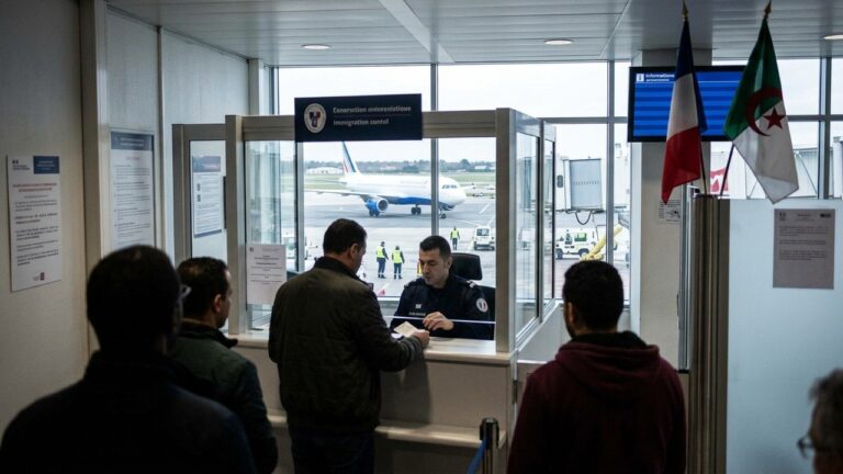 Expulsions d&rsquo;Algériens Irréguliers : La Reprise en France Confirmée