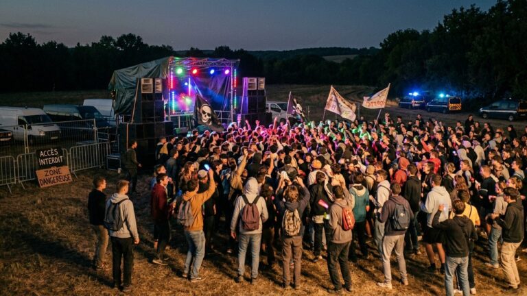 Free Party Bourges : Ce Que Dit La Loi et Risques pour Participants