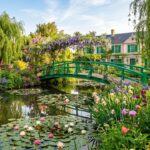 Giverny 2026 : Plongez dans l&rsquo;Univers ColorGenerating the blog article about Giverny and Monet&rsquo;s exhibitioné de Claude Monet