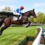 Grand Steeple-Chase de Paris 2026 : Pierre Pilarski Conquiert l&rsquo;Obstacle