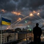 Guerre en Ukraine : Macron Dénonce les Attaques sur Kiev comme Signe de Faiblesse Russe