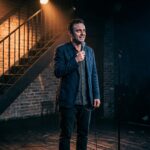 Jimmy Labeeu S&rsquo;Excuse Après un Sketch Controversé sur les Violences Conjugales