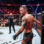 Joe Schilling Jette L&rsquo;Éponge Après Coup de Tête Controversé en MMA
