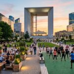 La Défense : Le Parvis Devient Un Espace Vivant Et Attractif