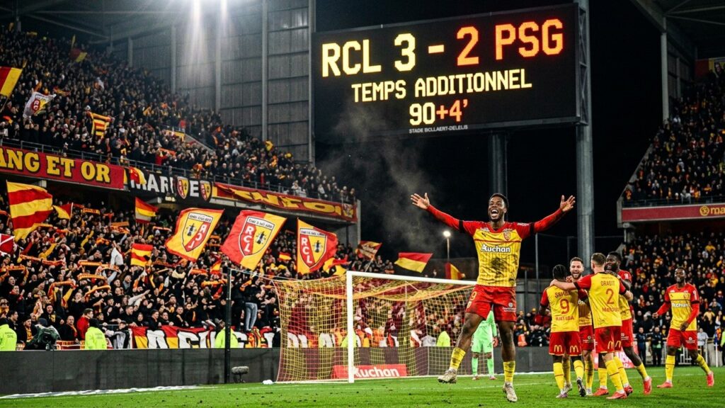 Lens Renverse Toulouse 3-2 : Remontada et Retour à un Point du PSG