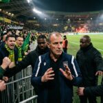 Ligue 2 : Montanier Chahuté par les Supporters Après la Défaite de Saint-Etienne