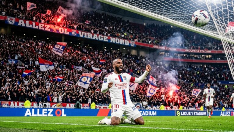 Lyon Écrase Rennes 4-2 Et Prend Une Option Sur La Ligue Des Champions