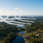 Pilotes finlandais sanctionnés pour dessins osés dans le ciel