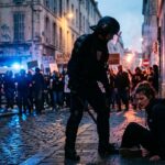 Policier Mis En Examen pour Violences sur Manifestante à Marseille