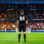 Pourquoi l&rsquo;Arbitre de la Finale Lens-Nice Porte le Numéro 84