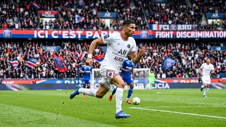 Pourquoi les Joueurs de Ligue 1 et Ligue 2 Portent des Prénoms ce Week-End