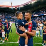 PSG Brest : L&rsquo;Émouvante Entrée Des Joueurs Avec Leurs Enfants