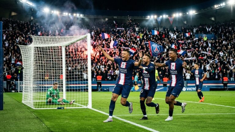 PSG Écrase Angers 0-3 : Le Champion en MarcheFinalizing the blog article draft Vers le Titre