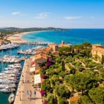Saint-Tropez et Var : Retour en Force des Américains pourGenerating detailed blog article on Saint-Tropez tourism revival la Saison