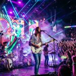 Tame Impala Éblouit Paris À l&rsquo;Accor Arena Avec Justice