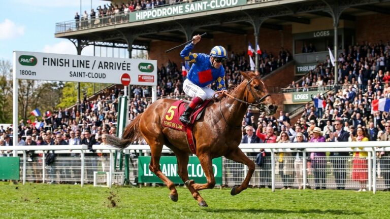 Victoire Éclatante de Charly au Quinté de Saint-Cloud